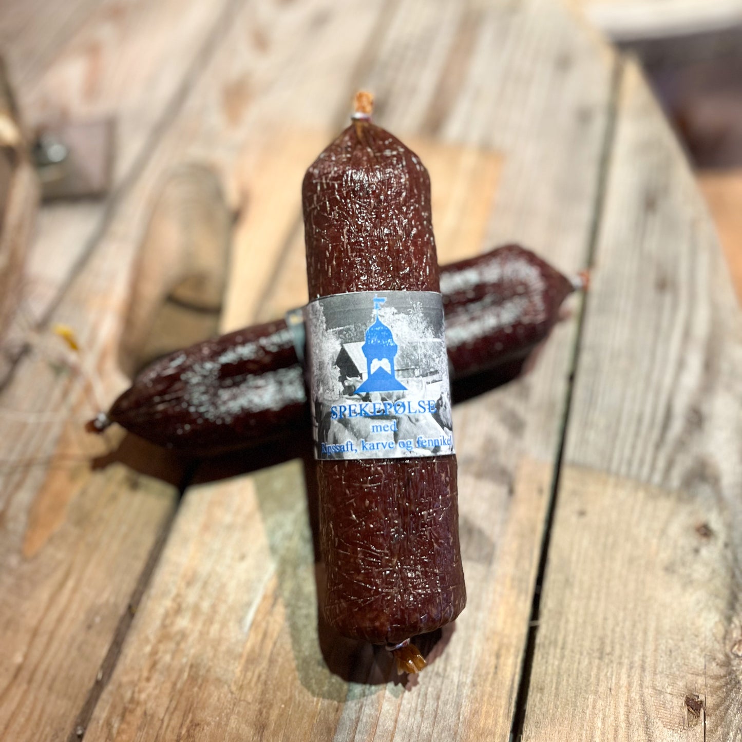 Spekepølse med ripssaft, karve og fennikel