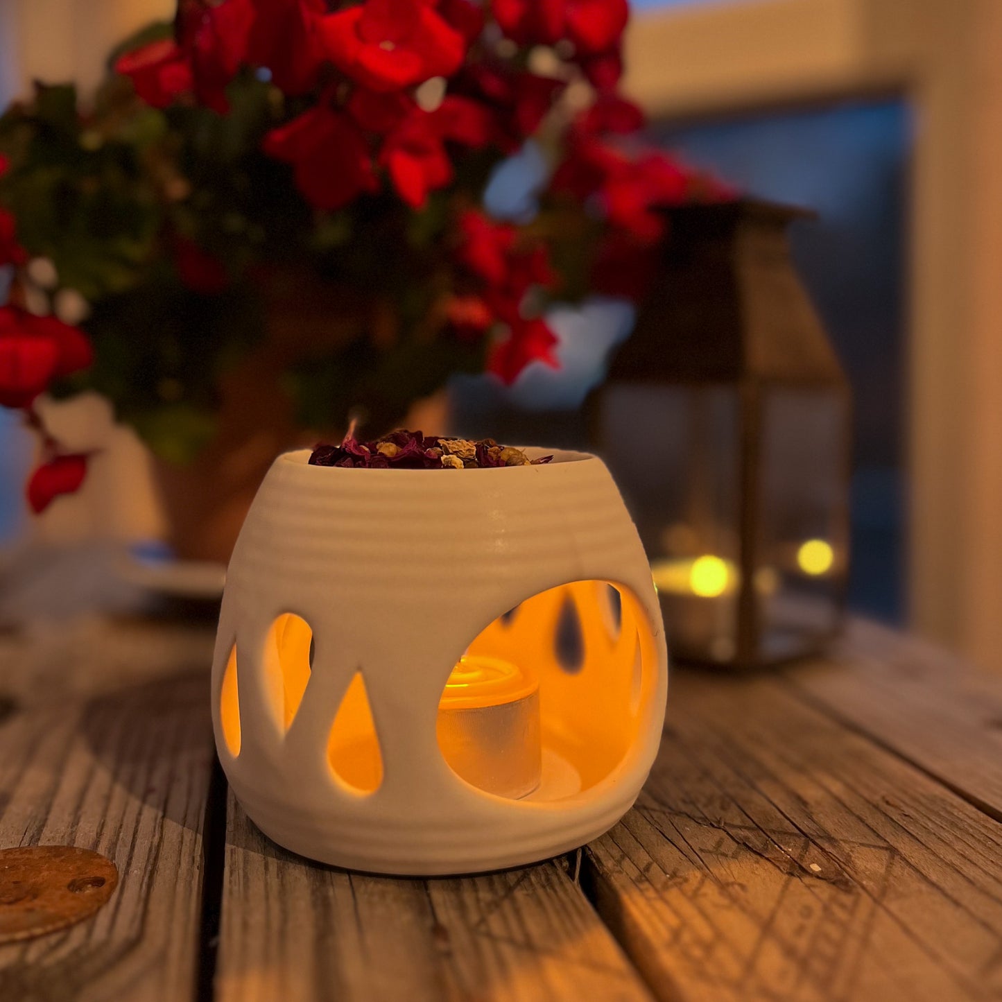 Duftlampe, røykelse og bivokslys