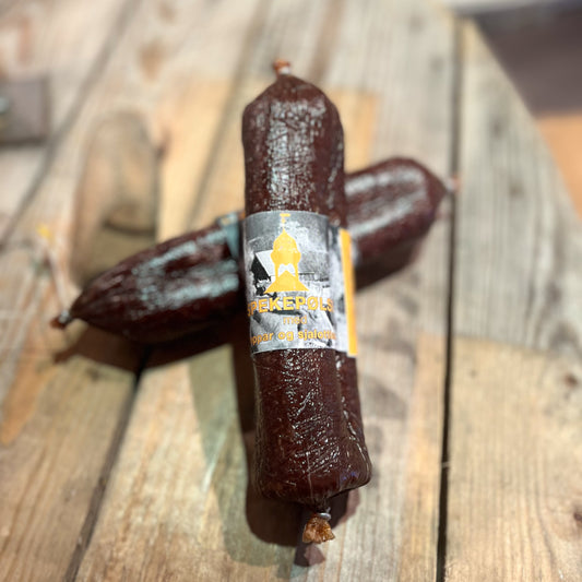 Spekepølse med peppar og sjalottlauk